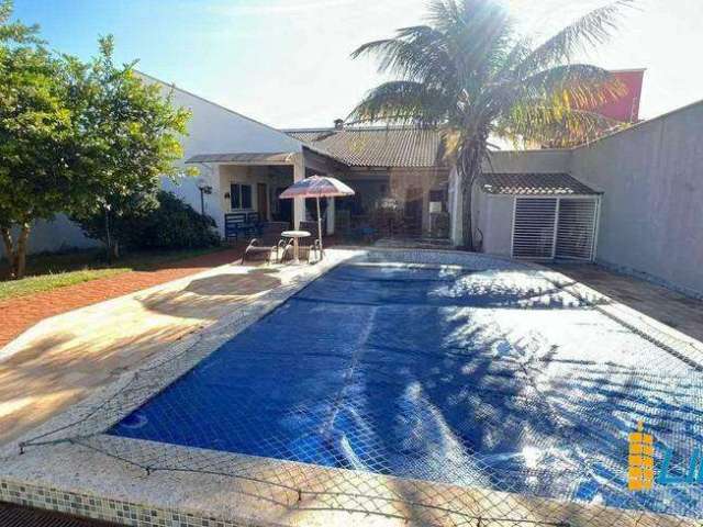 Casa à venda, 7 quartos, 3 suítes, 6 vagas, MORADA DA COLINA - Uberlândia/MG