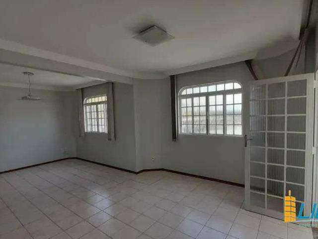 Apartamento à venda, 3 quartos, 1 suíte, 1 vaga, Osvaldo Rezende - Uberlândia/MG