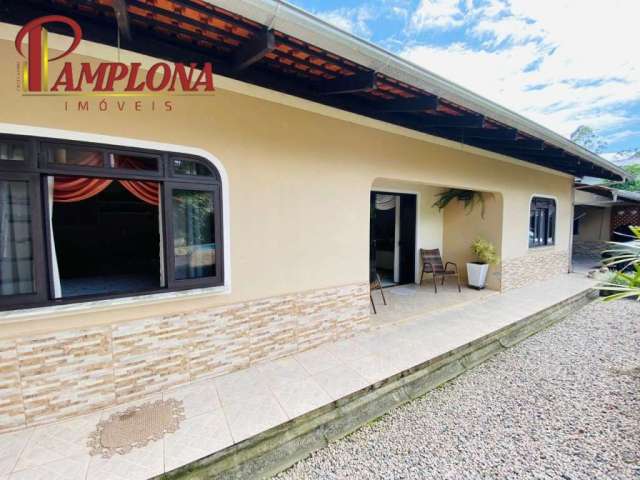 Casa com 3 quartos à venda no Belchior Alto, Gaspar  por R$ 595.000