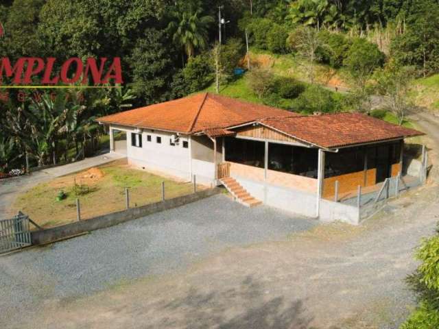 Chácara / sítio com 3 quartos à venda na Vila Itoupava, Blumenau  por R$ 980.000