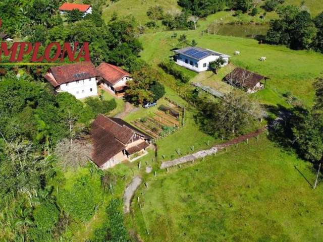 Chácara / sítio com 7 quartos à venda no Fidélis, Blumenau  por R$ 2.200.000