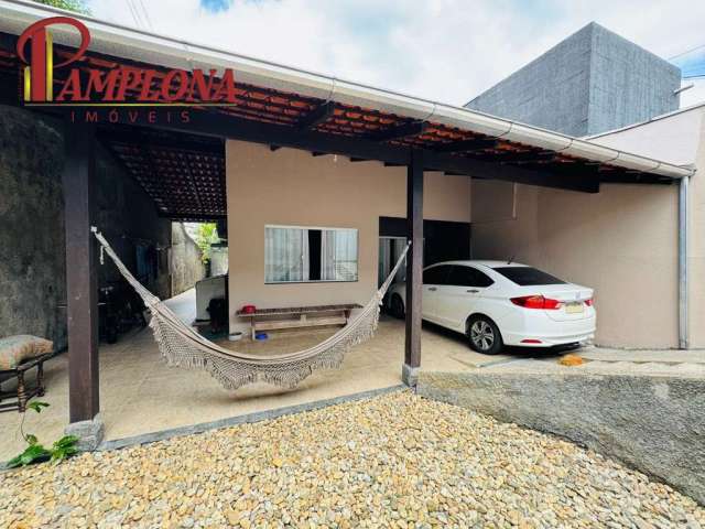 Casa com 2 quartos à venda no Fortaleza Alta, Blumenau  por R$ 420.000