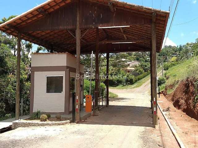 Chácara / sítio com 3 quartos à venda na Rua vereador Joaquim Pombo, Fazendinha Miragem, Simão Pereira, 1300 m2 por R$ 530.000