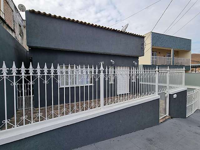 Casa com 3 quartos à venda na Rua Silvestre de Araújo Porto, Marumbi, Juiz de Fora, 120 m2 por R$ 499.000