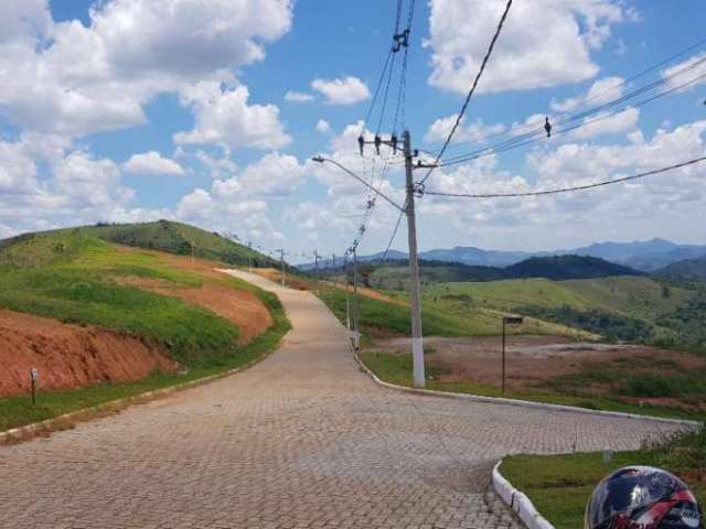 Terreno em condomínio fechado à venda na Estrada Domingos Hungaro, Salvaterra, Juiz de Fora, 488 m2 por R$ 225.000