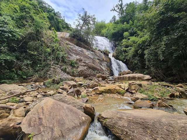 Terreno em condomínio fechado à venda na MG 353, Fazenda Triqueda, Coronel Pacheco, 20100 m2 por R$ 189.000