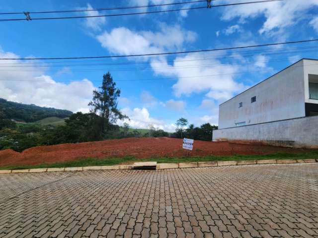 Terreno em condomínio fechado à venda na Rua Mário Crispim, Bosque do Imperador, Juiz de Fora, 722 m2 por R$ 280.000