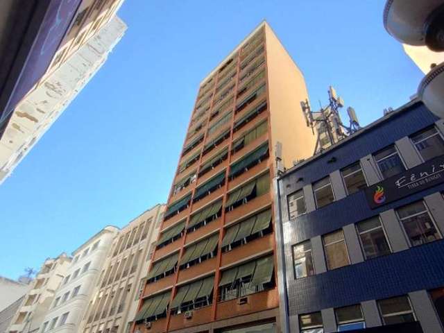 Apartamento com 3 quartos para alugar na Rua Halfeld, Centro, Juiz de Fora, 130 m2 por R$ 2.500