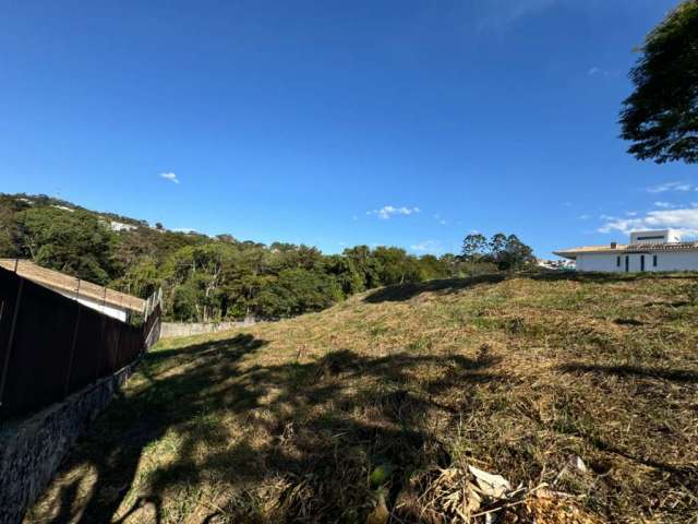 Terreno em condomínio fechado à venda na Rua da Imperatriz, São Pedro, Juiz de Fora, 620 m2 por R$ 700.000