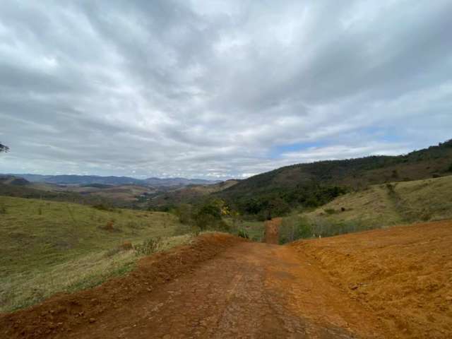 Terreno à venda na Rua Clóvis Seroa da Motta, São Geraldo, Juiz de Fora, 954 m2 por R$ 99.900