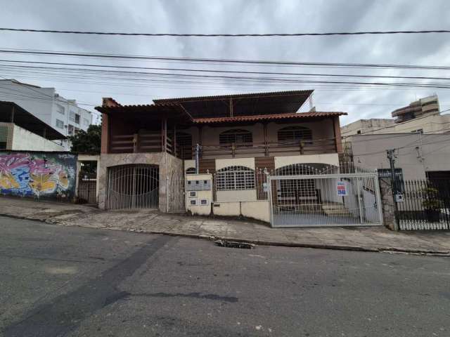 Cobertura com 3 quartos para alugar na Rua Pedro Botti, Alto dos Passos, Juiz de Fora, 200 m2 por R$ 2.500