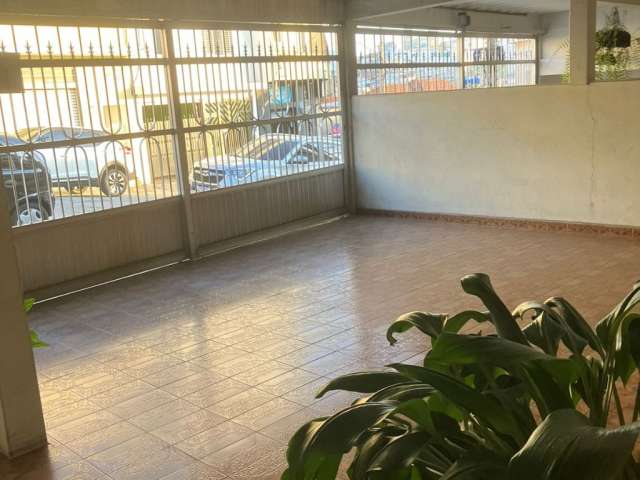 Casa térrea com 360m²