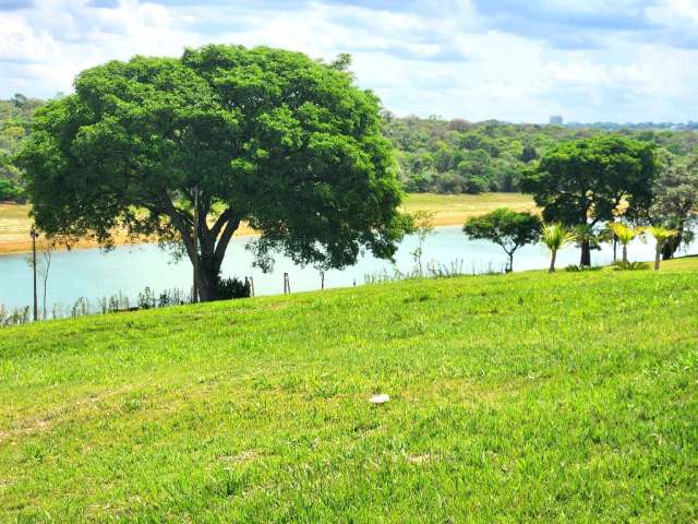 Lote residencial em condomínio fechado a venda próximo a represa Jurumirim