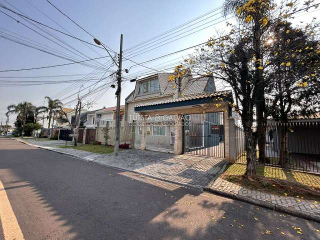 Casa em condomínio fechado com 3 quartos para alugar na Rua Targino da Silva, 76, Jardim das Américas, Curitiba por R$ 4.100