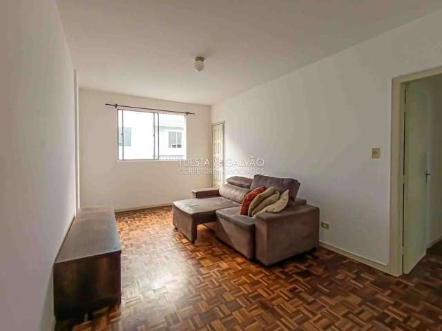 Apartamento com 3 quartos para alugar na Rua Guilherme Pugsley, Água Verde, Curitiba, 68 m2 por R$ 1.900