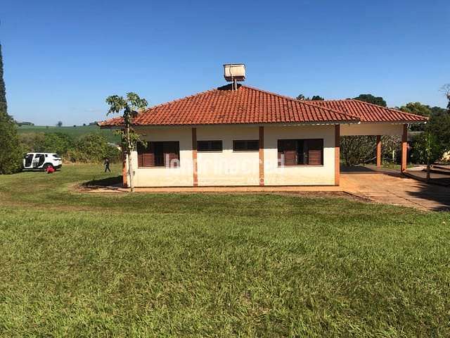 Chácara à venda 3 Quartos, 1 Suite, 5707.02M², Centro, Sertanópolis - PR