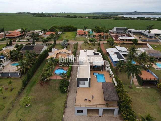 Chácara à venda 7 Quartos, 5 Suites, 8 Vagas, 2800M², Zona Rural, Alvorada do Sul - PR | Condominio