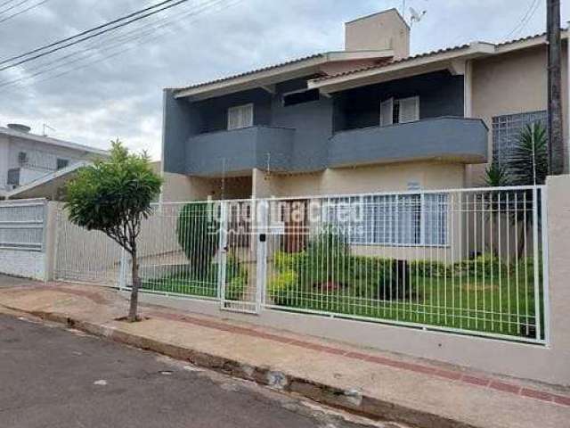 Casa à venda 3 Quartos, 1 Suite, 4 Vagas, 198M², San Remo, Londrina - PR