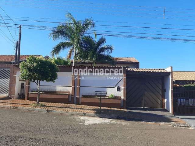 Casa à venda 3 Quartos, 1 Suite, 4 Vagas, 365M², Coliseu, Londrina - PR