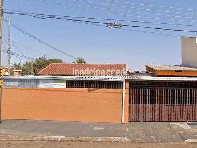 Casa à venda 2 Quartos, 2 Vagas, Conjunto Parigot de Souza 1, Londrina - PR