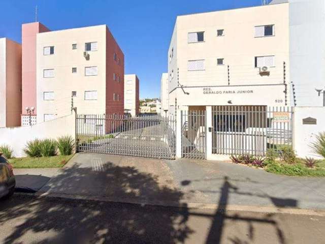 Apartamento à venda 2 Quartos, 1 Vaga, 52M², Vila Passos, Arapongas - PR | Condomínio Geraldo Faria