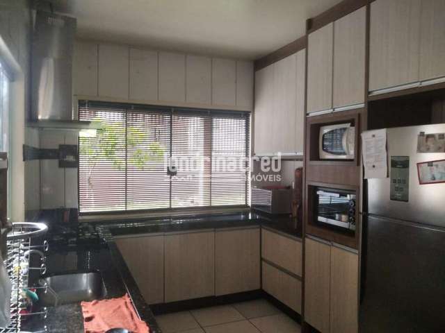 Casa à venda 3 Quartos, 1 Suite, 2 Vagas, 300M², Alpes, Londrina - PR