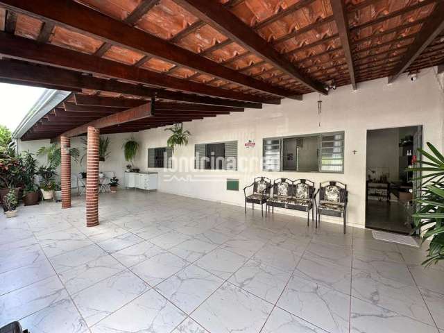 Casa à venda 3 Quartos, 1 Suite, 3 Vagas, 156M², Aragarça, Londrina - PR