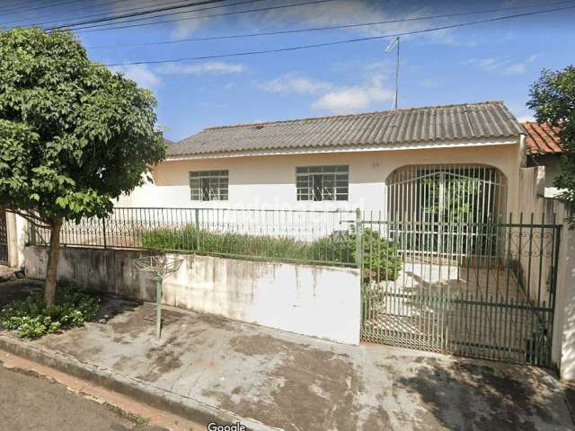 Casa à venda 2 Quartos, 2 Vagas, 220M², Conjunto Habitacional Alexandre Urbanas, Londrina - PR