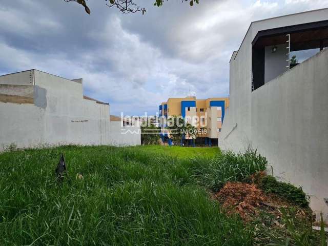 Terreno à Venda no Bairro Coliseu: 252 m² com Dimensões de 12x21 metros – A Oportunidade Ideal para