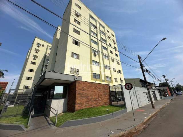 Imperdível: Apartamento 3 quartos, 1 vaga, elevador e armários planejados no Jardim Paraná, Londrin