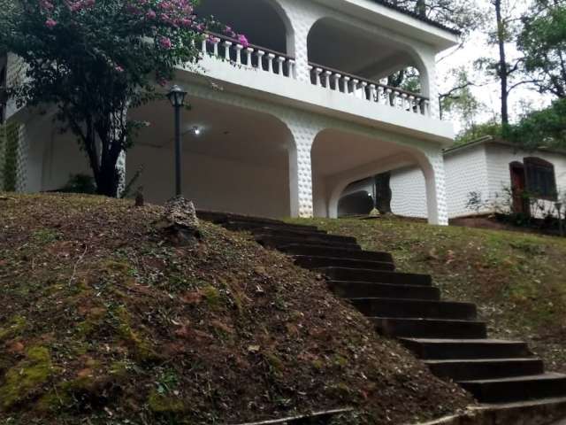 Linda Casa nos três montanhas para locação