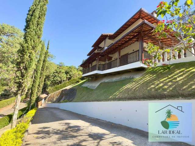 Belíssima Casa Alto Padrão em Teresópolis