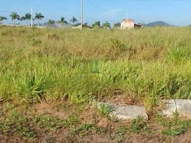 Terreno no Condomínio Bello Valle  - São Pedro da Aldeia