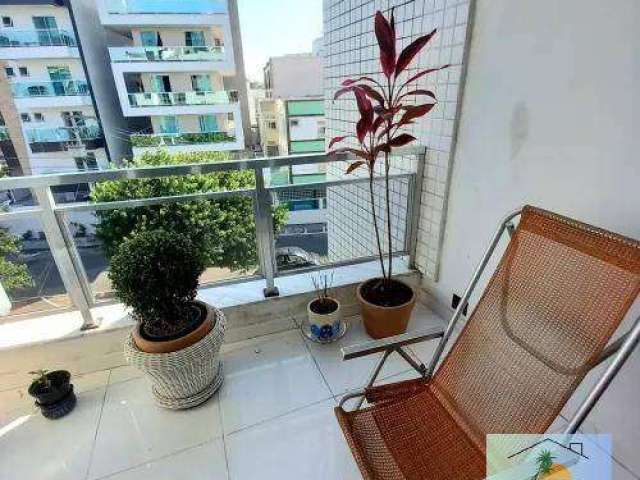 Apartamento à 50 metros da Praia do Forte - Cabo Frio