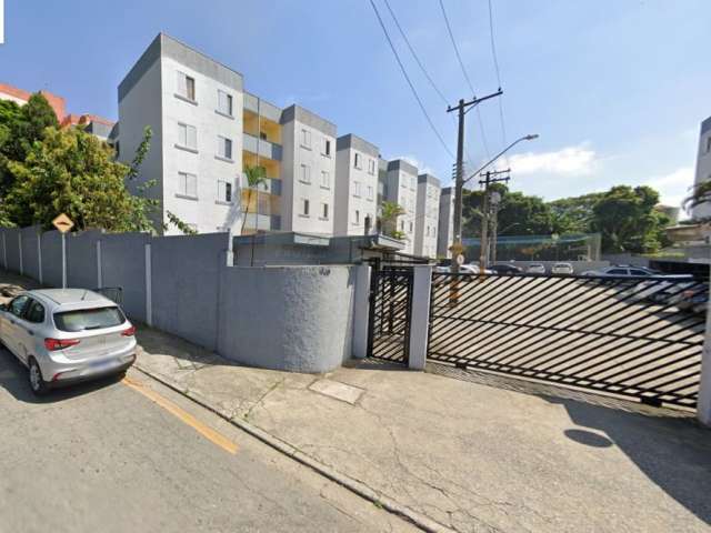 Apartamento com Varanda na Vila Virgínia