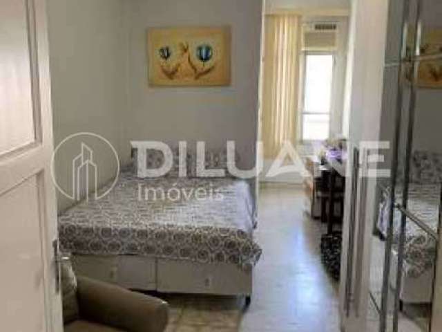 Apartamento com 2 quartos à venda na Rua Benjamim Constant, Glória, Rio de Janeiro, 80 m2 por R$ 550.000