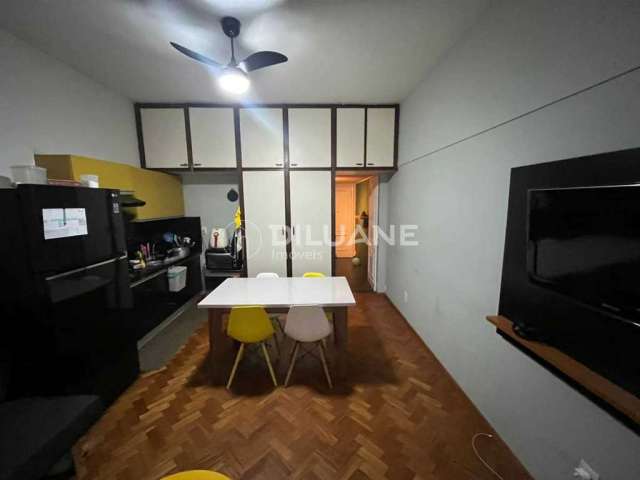 Loft com 1 quarto à venda na Travessa Angrense, Copacabana, Rio de Janeiro, 48 m2 por R$ 580.000