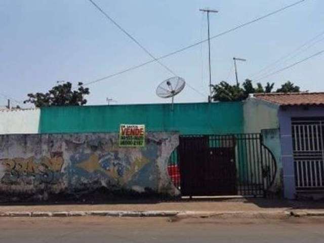 Vendo otimo lote de 150 M2 na QNH 16 na avenida Semi comercial