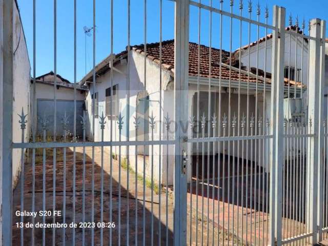 Casa com 2 quartos à venda no Campos Elíseos, Ribeirão Preto  por R$ 180.000