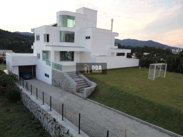 Magnífica casa alto padrão em Cacupé