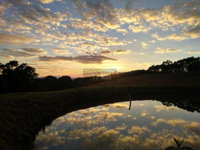 Maravilhoso sítio em Rancho Queimado.