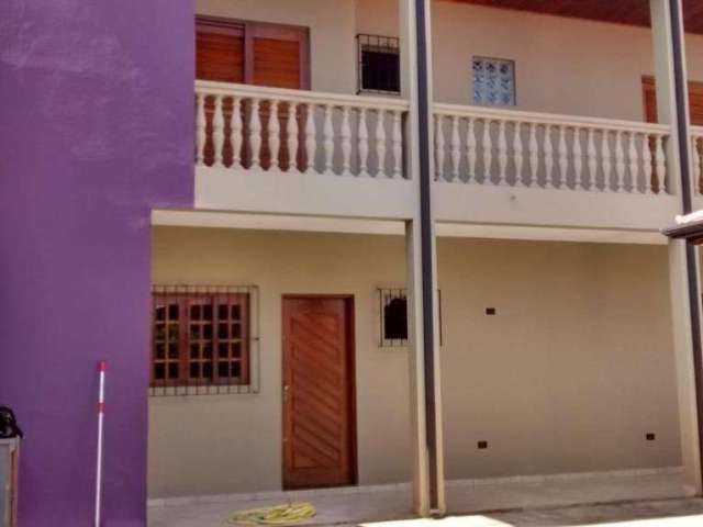 Casa com 2 quartos à venda na Rua dos Jasmins, Campos Elíseos, Taubaté por R$ 480.000