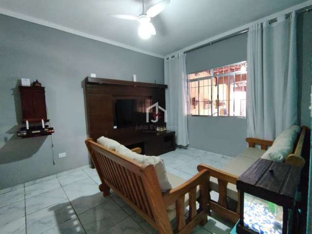 Casa com 2 quartos à venda no Jardim Ana Rosa, Taubaté  por R$ 320.000