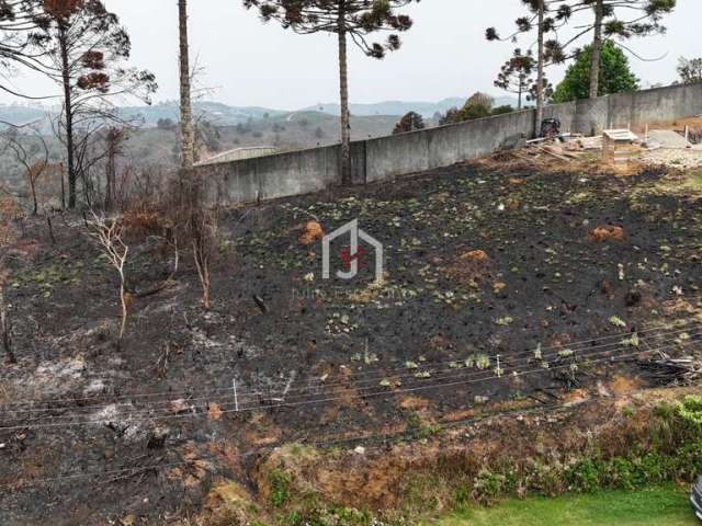 Terreno à venda no Jardim das Pérolas, Campos do Jordão  por R$ 650.000