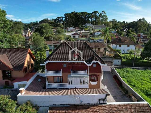 Casa com 3 quartos à venda em Fracalanza, Campos do Jordão  por R$ 1.690.000