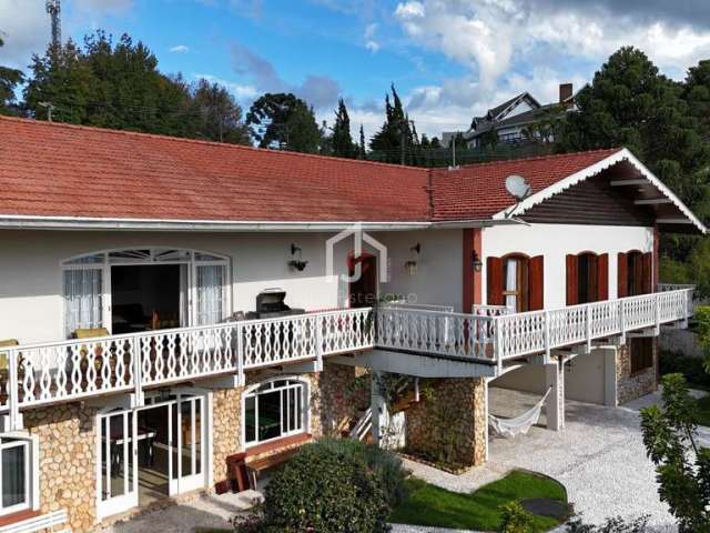 Casa com 11 quartos à venda no Alto do Capivari, Campos do Jordão  por R$ 5.500.000