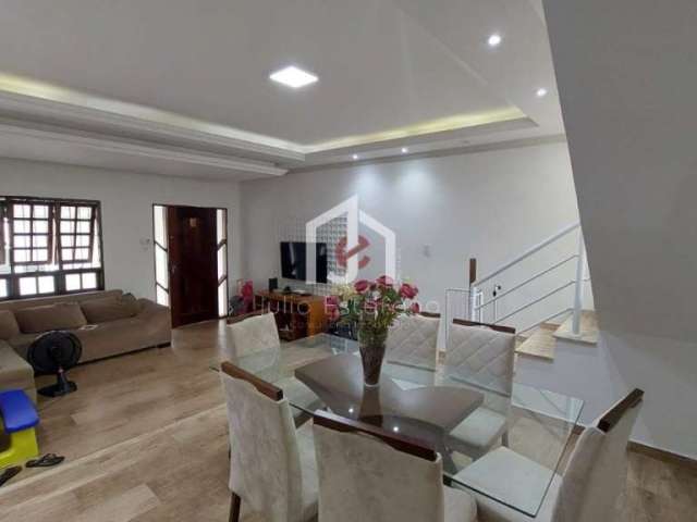 Casa com 4 quartos à venda na Avenida Alferes Adriano Gomes Vieira de Almeida, Residencial Mombaça I, Pindamonhangaba por R$ 370.000