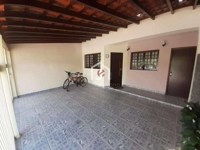 Casa com 2 quartos à venda na Rua Capitão Luiz Francisco Corrêa Guimarães, Residencial Ouro Verde, Pindamonhangaba por R$ 430.000