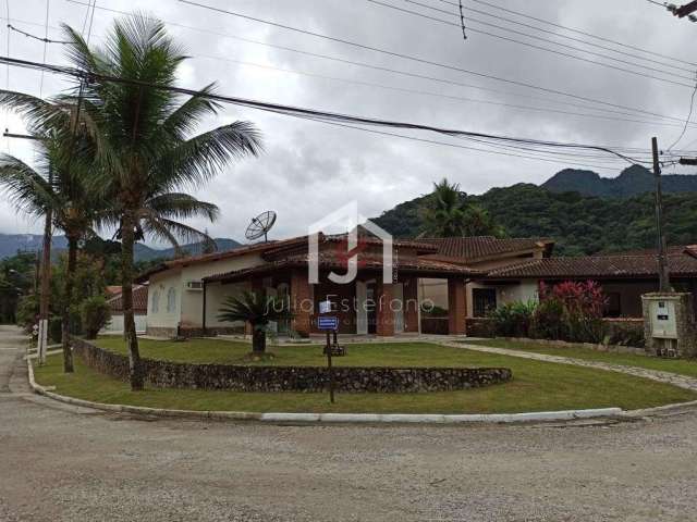 Casa em condomínio fechado com 3 quartos à venda em Horto Florestal, Ubatuba  por R$ 860.000