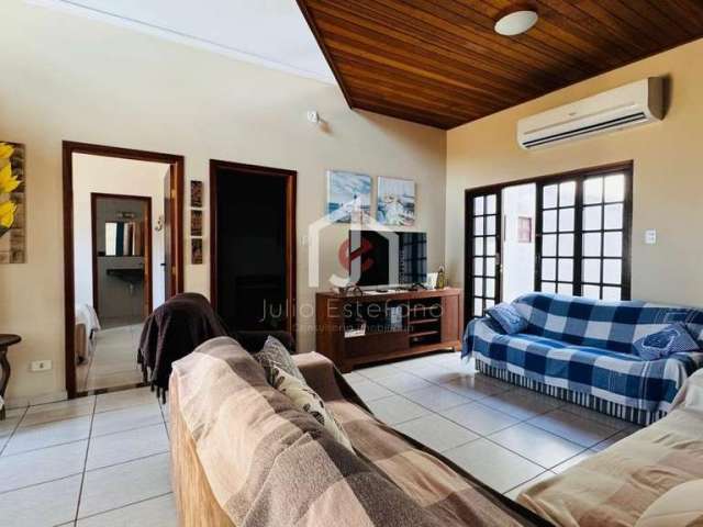 Casa com 7 quartos para alugar no Centro, Ubatuba  por R$ 7.500